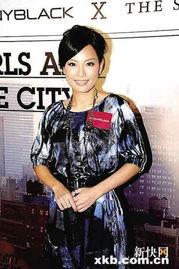 郑中基恋上女主播