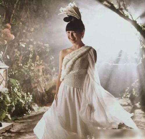 青丘狐传说小彩旗花絮,小彩旗的灵动瞬间，揭秘古装剧幕后魅力